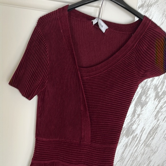 Yigal azrouel maroon dress - Picture 4 of 10